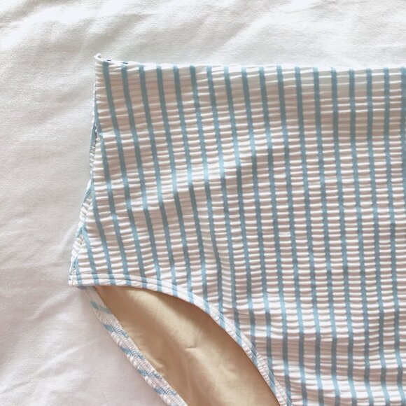 Old Navy bikini bottoms MED blue stripe high rise & high cut New with tags! - Picture 3 of 9